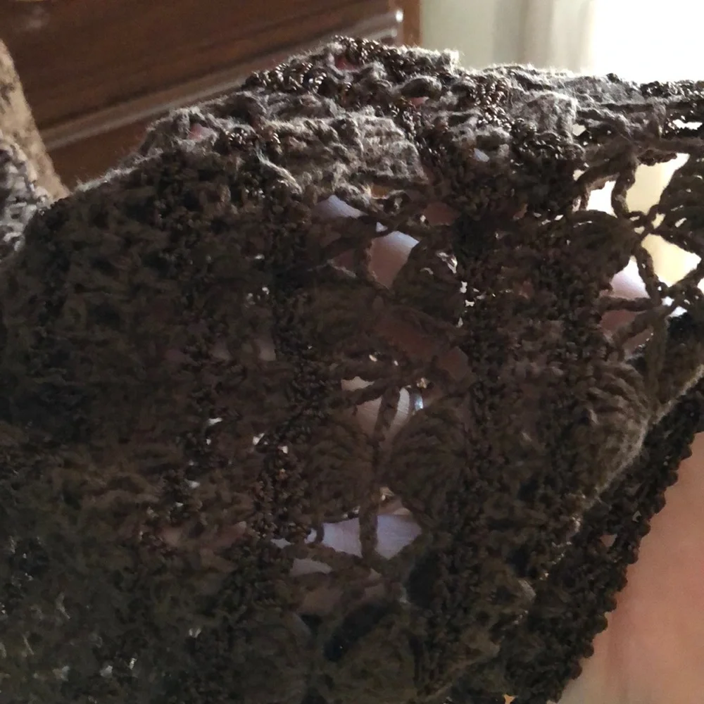 Crocheted sweater - Picture 3 of 4